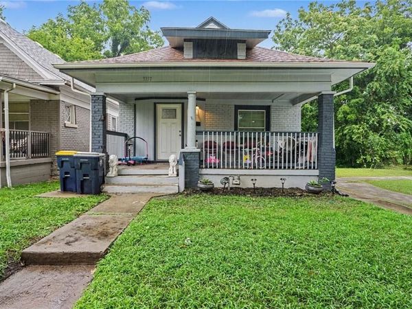 3337 Park Avenue, Kansas City, MO 64109