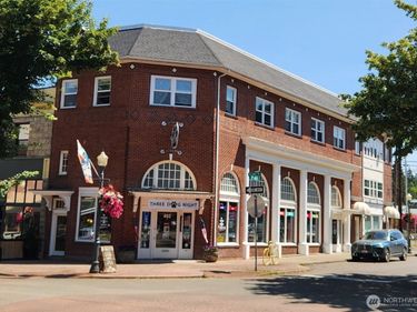 402 N Tower Avenue , Centralia, WA 98531