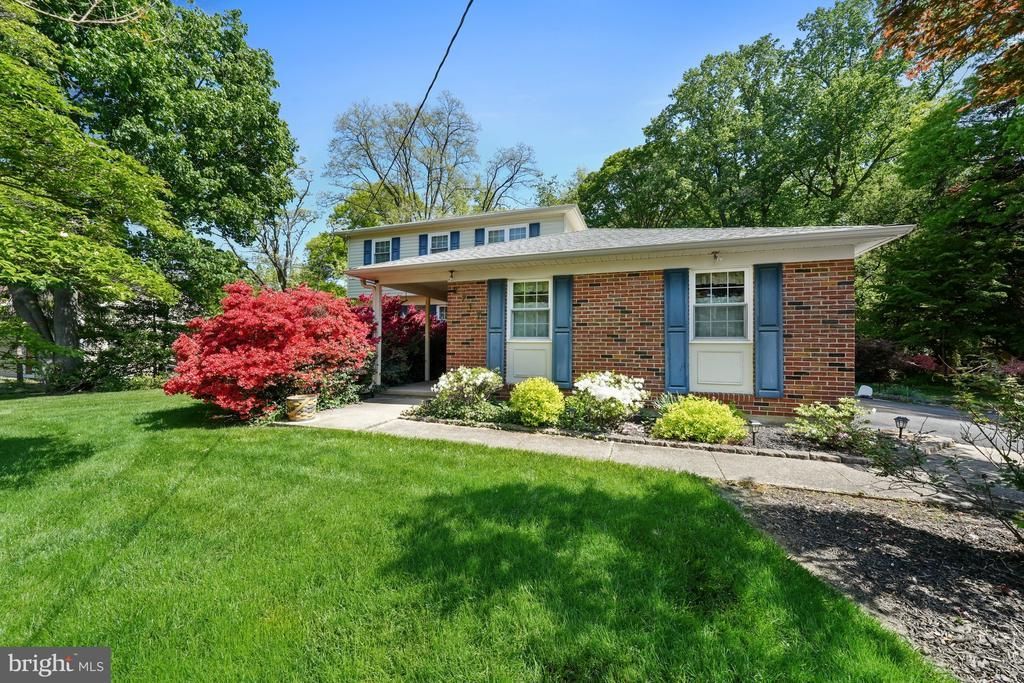 2717 Point Breeze Dr., Wilmington, DE 19810 Main Photo