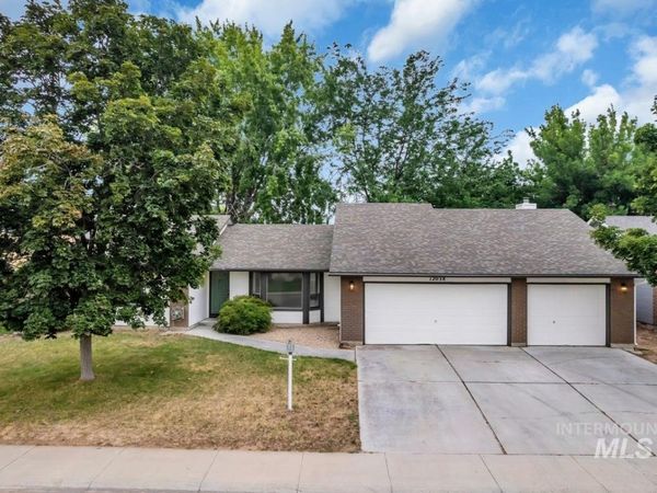 12038 W Ramrod Dr, Boise, ID 83713