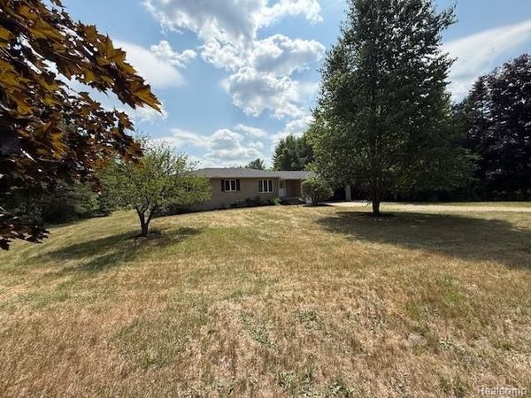 10089 Coldwater Road, Flushing Township, Mi 48433