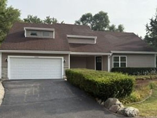 24762 W Dering Lane , Lake Villa, IL 60046