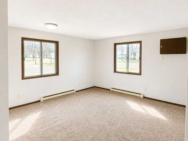 700 Oak Street , Unit 4, Danube, MN 56230