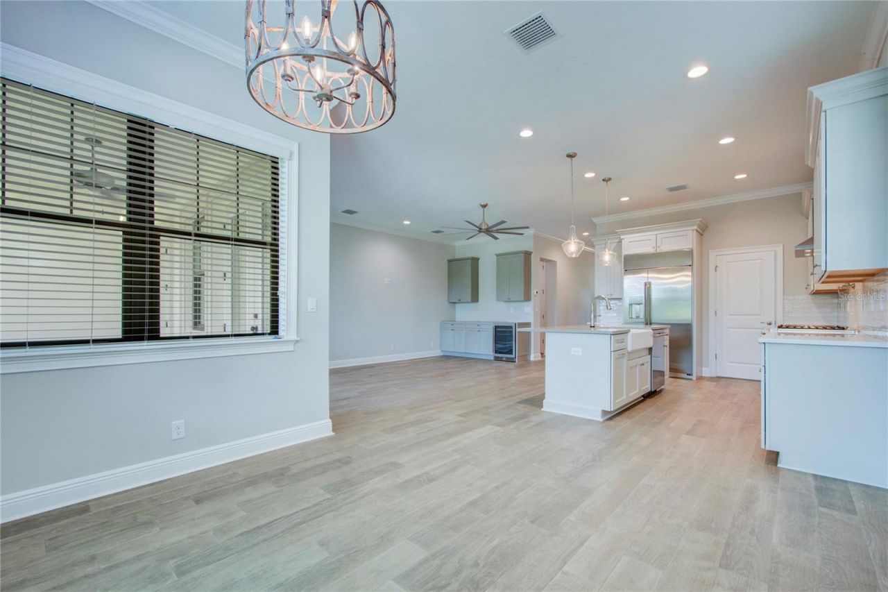 855 39th Avenue N, Saint Petersburg, FL 33703 Photo