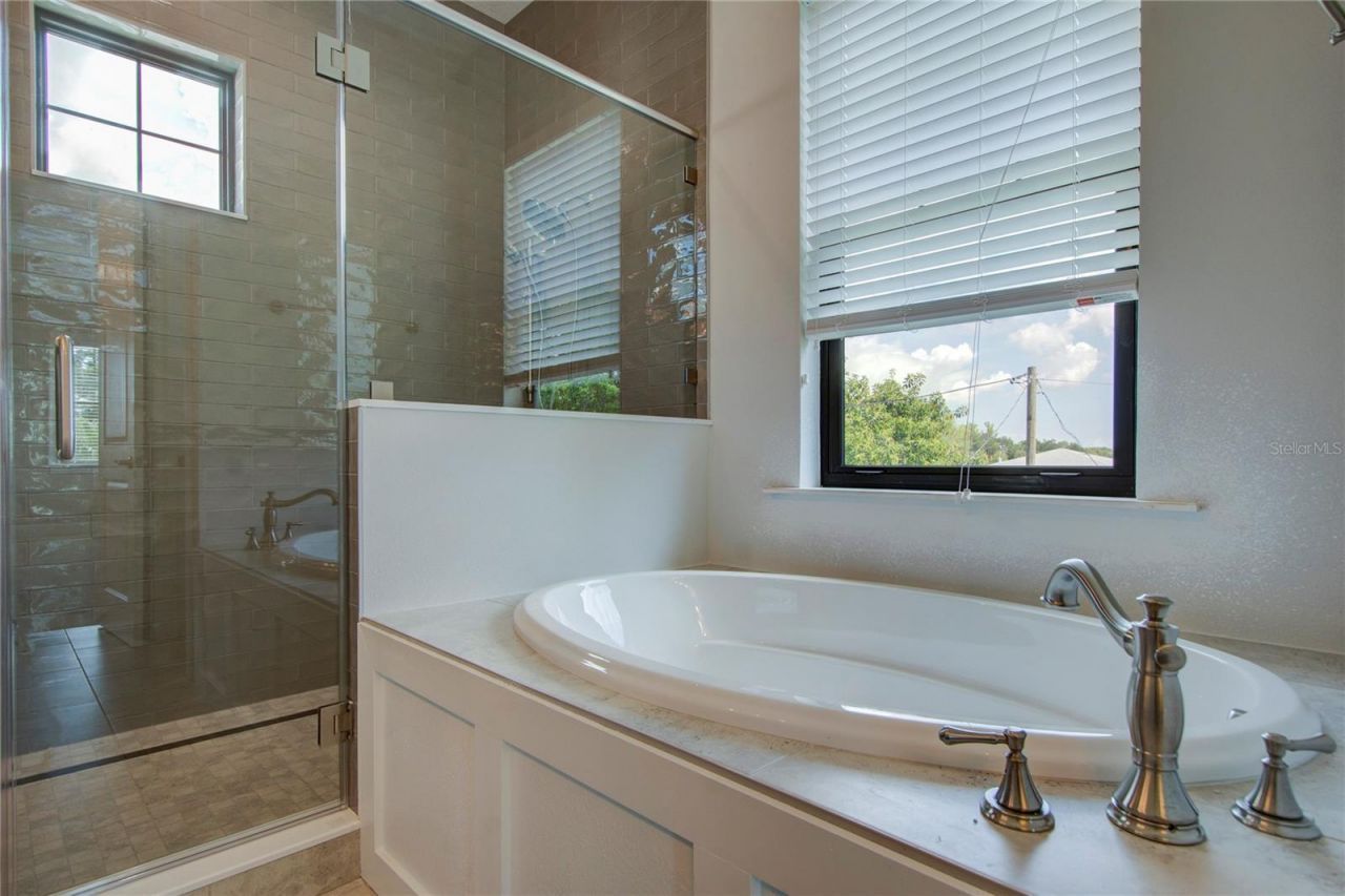 855 39th Avenue N, Saint Petersburg, FL 33703 Photo