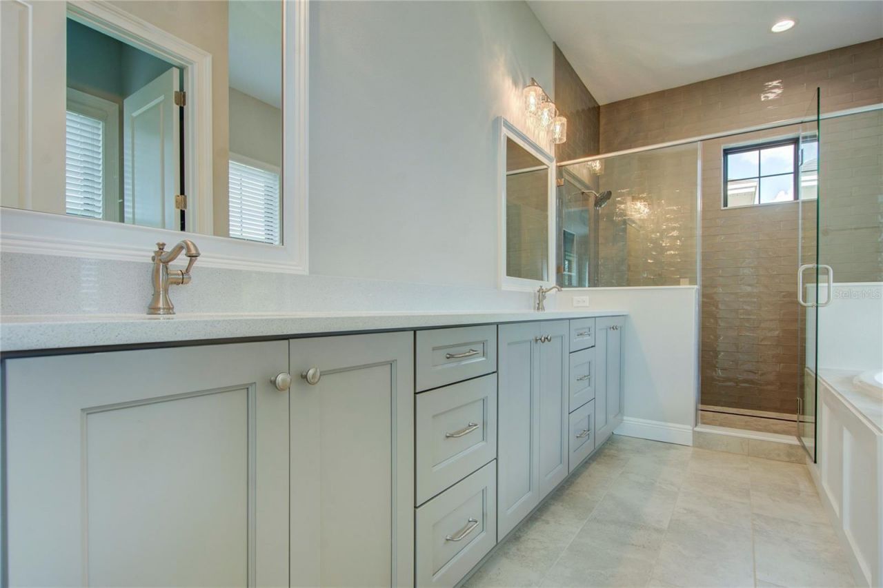 855 39th Avenue N, Saint Petersburg, FL 33703 Photo