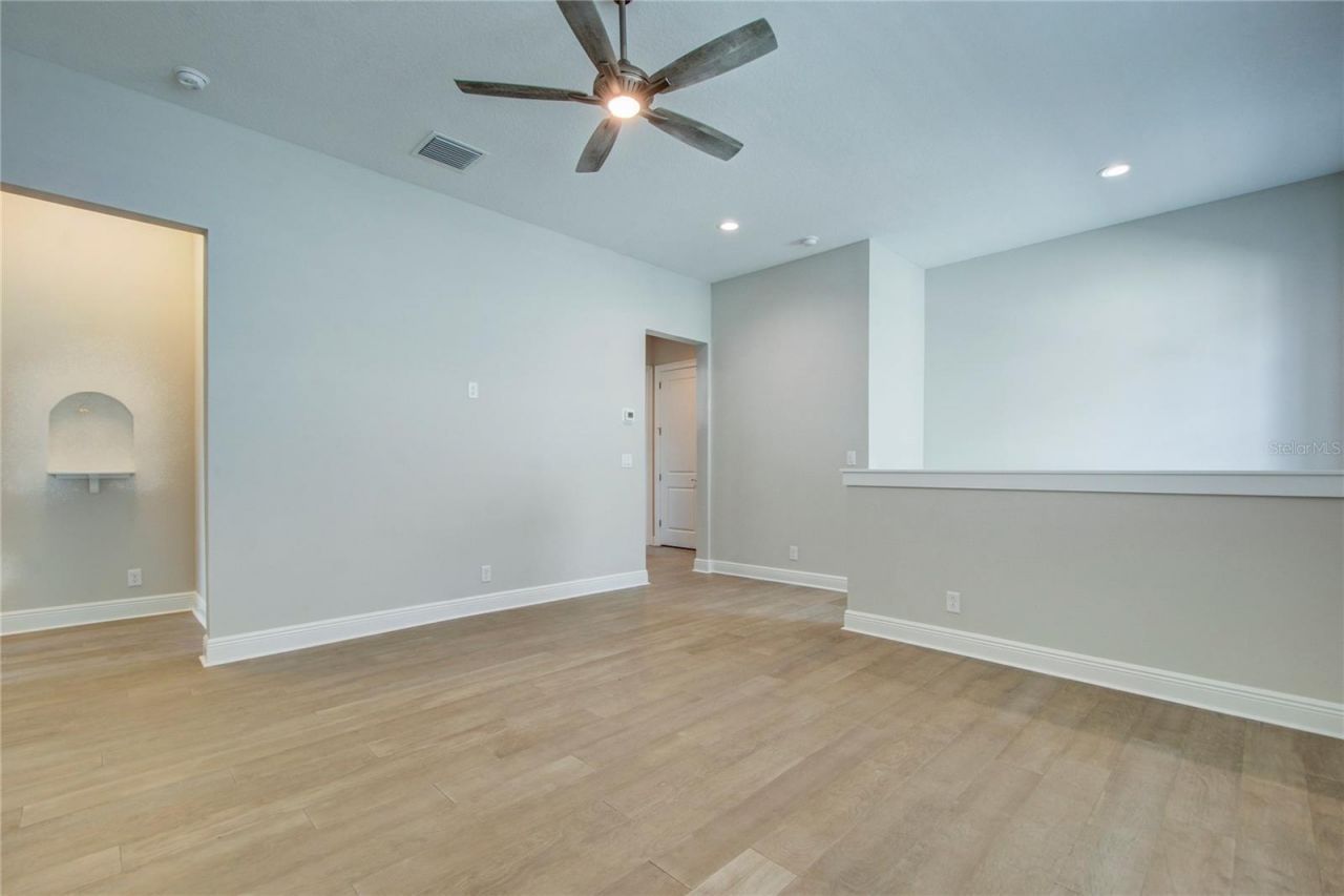 855 39th Avenue N, Saint Petersburg, FL 33703 Photo