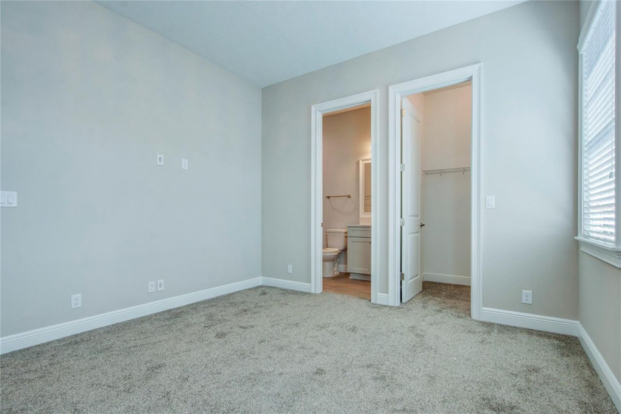 855 39th Avenue N, Saint Petersburg, FL 33703 Photo