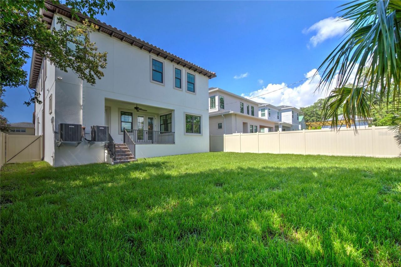 855 39th Avenue N, Saint Petersburg, FL 33703 Photo