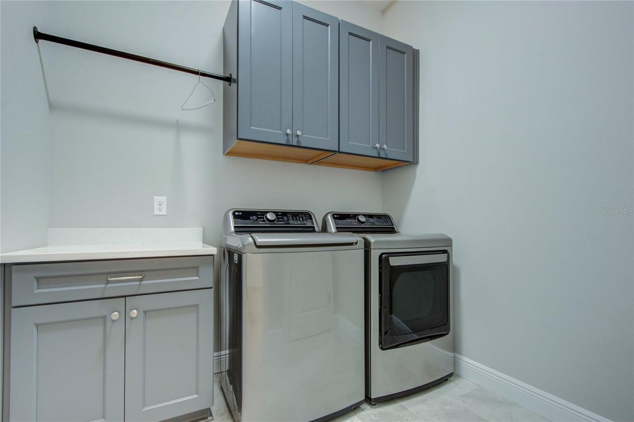 855 39th Avenue N, Saint Petersburg, FL 33703 Photo