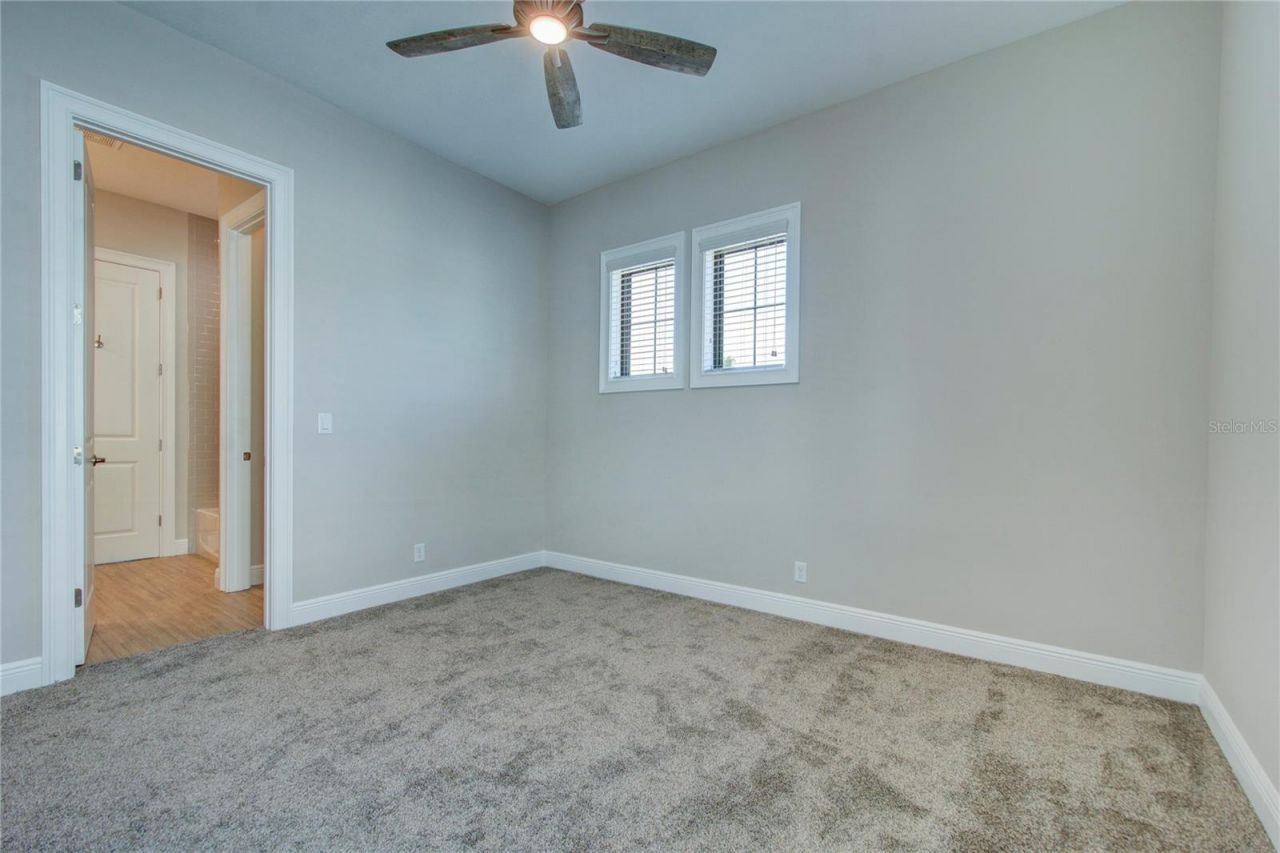 855 39th Avenue N, Saint Petersburg, FL 33703 Photo
