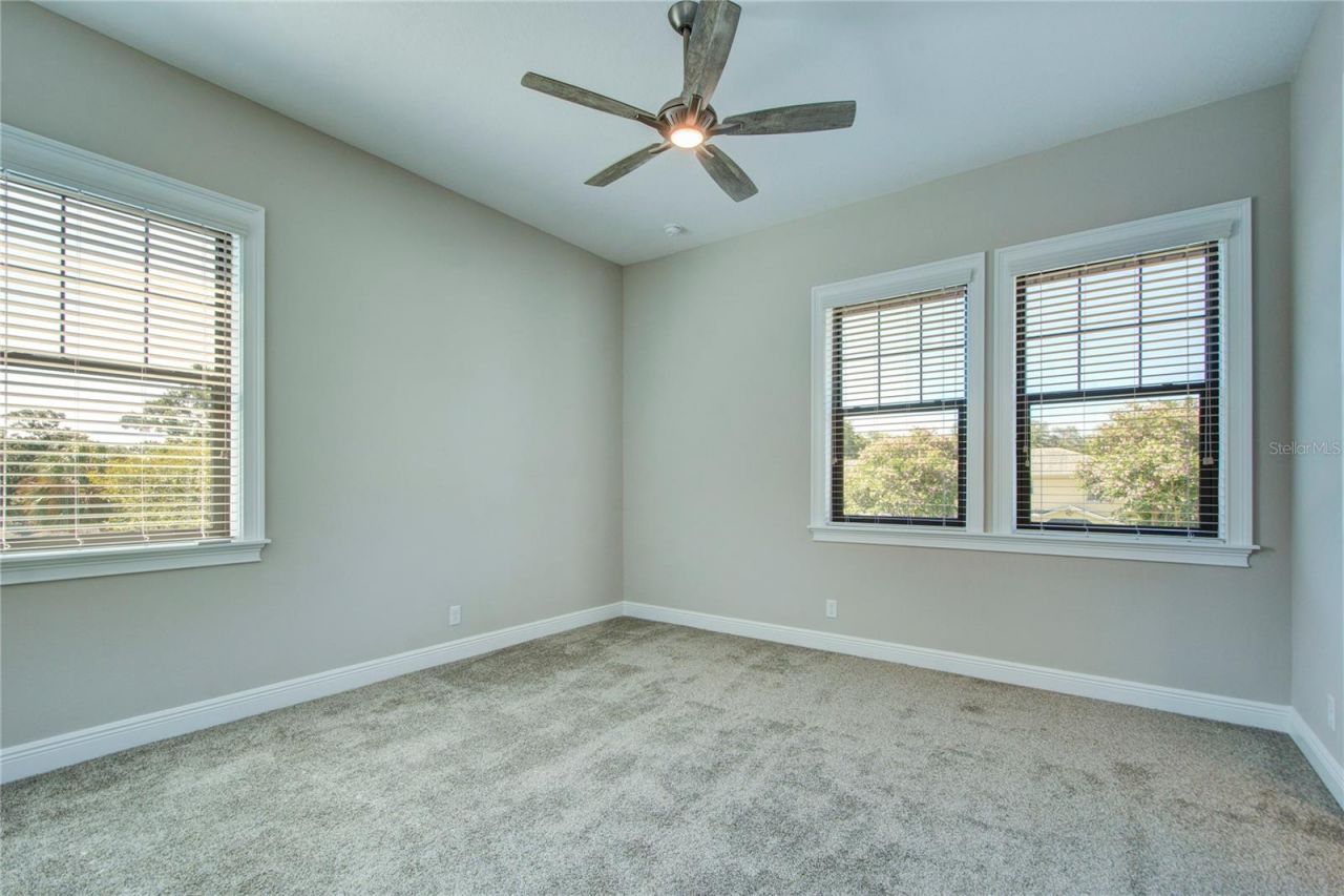 855 39th Avenue N, Saint Petersburg, FL 33703 Photo