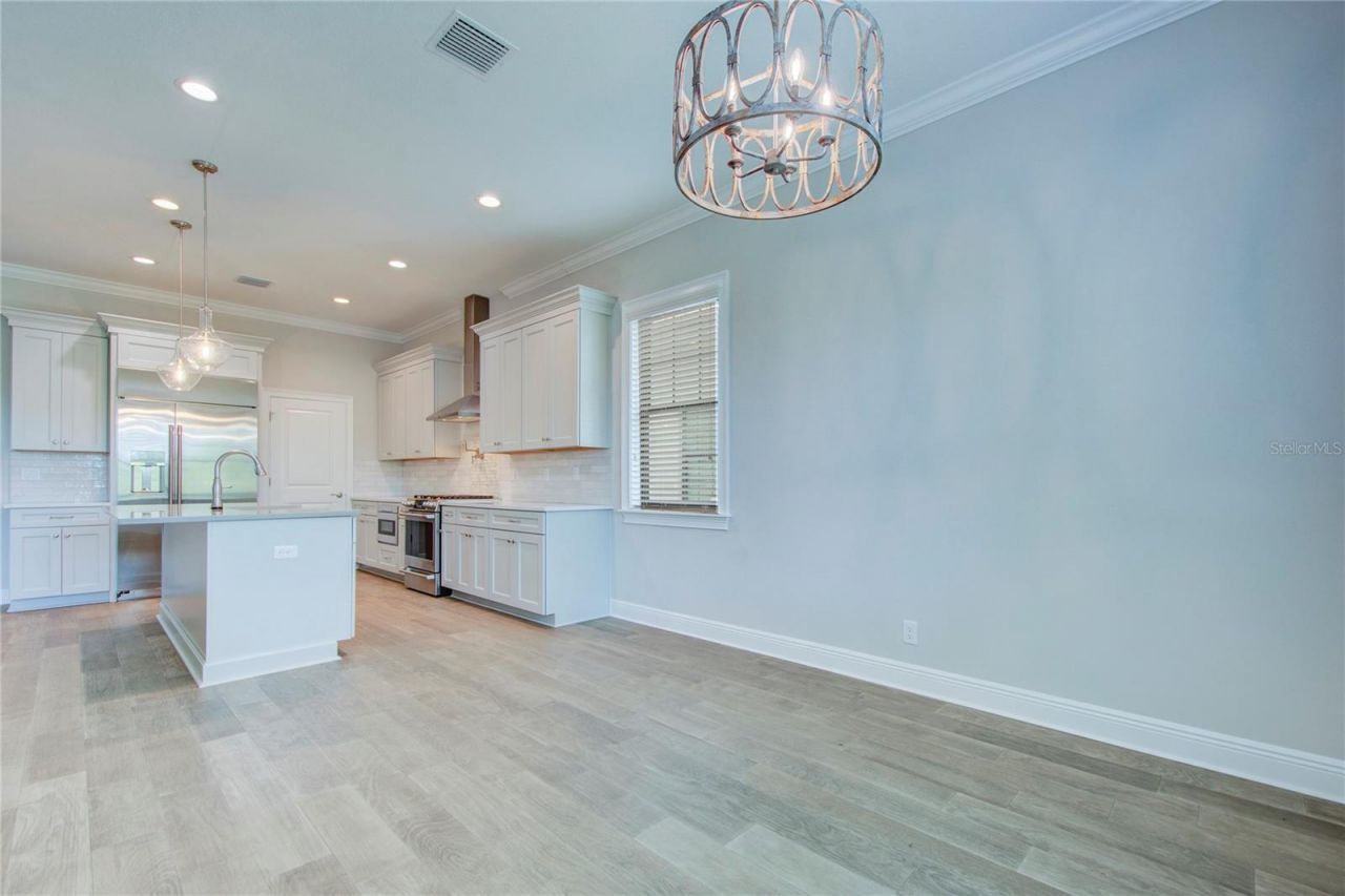 855 39th Avenue N, Saint Petersburg, FL 33703 Photo
