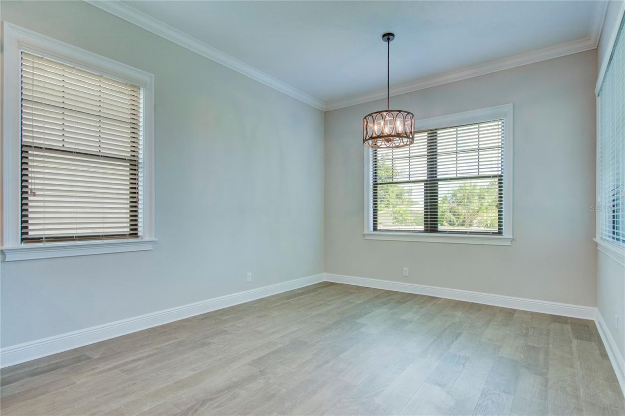 855 39th Avenue N, Saint Petersburg, FL 33703 Photo