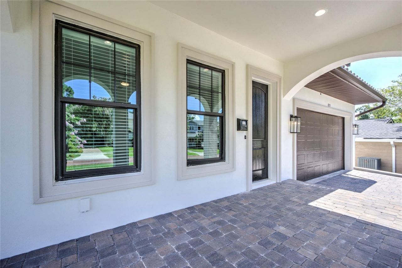 855 39th Avenue N, Saint Petersburg, FL 33703 Photo