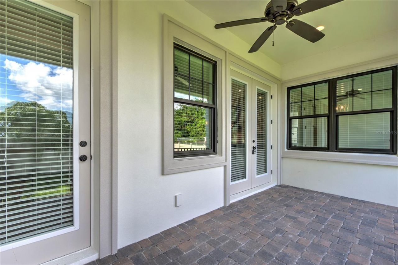 855 39th Avenue N, Saint Petersburg, FL 33703 Photo