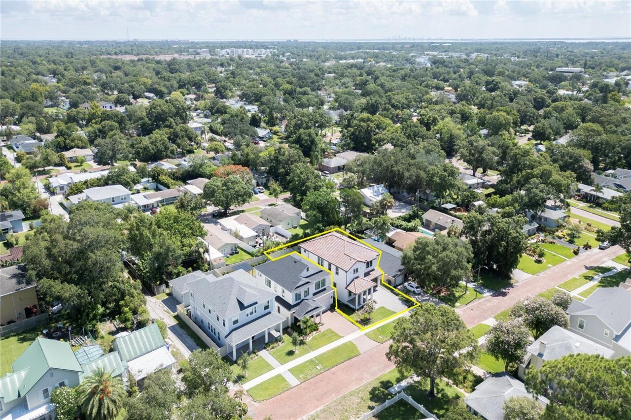 855 39th Avenue N, Saint Petersburg, FL 33703 Photo