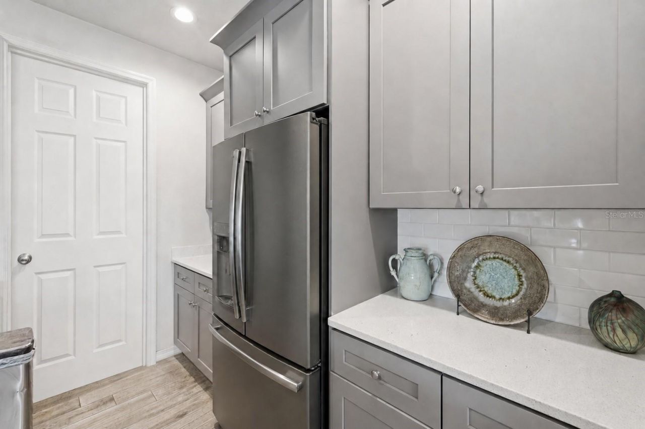 1934 Lake Ridge Boulevard, Clearwater, FL 33763 Photo