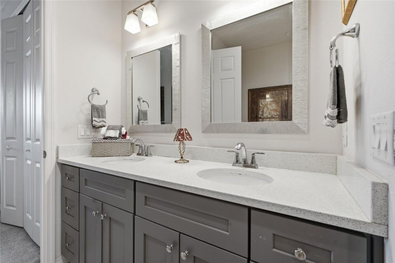 1934 Lake Ridge Boulevard, Clearwater, FL 33763 Photo
