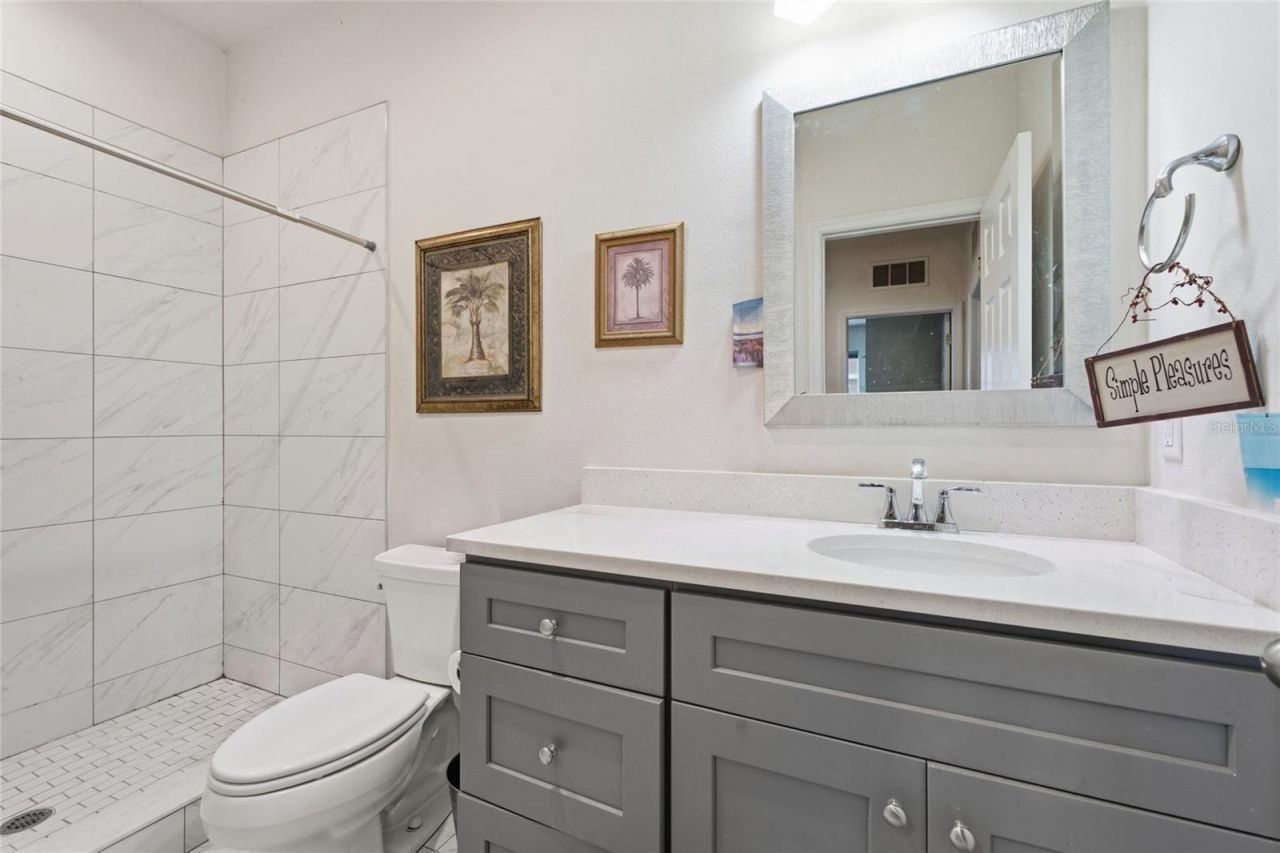 1934 Lake Ridge Boulevard, Clearwater, FL 33763 Photo