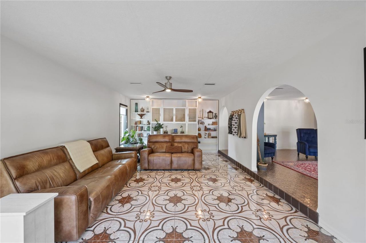 403 Weeburn Road, Temple Terrace, FL 33617 Photo