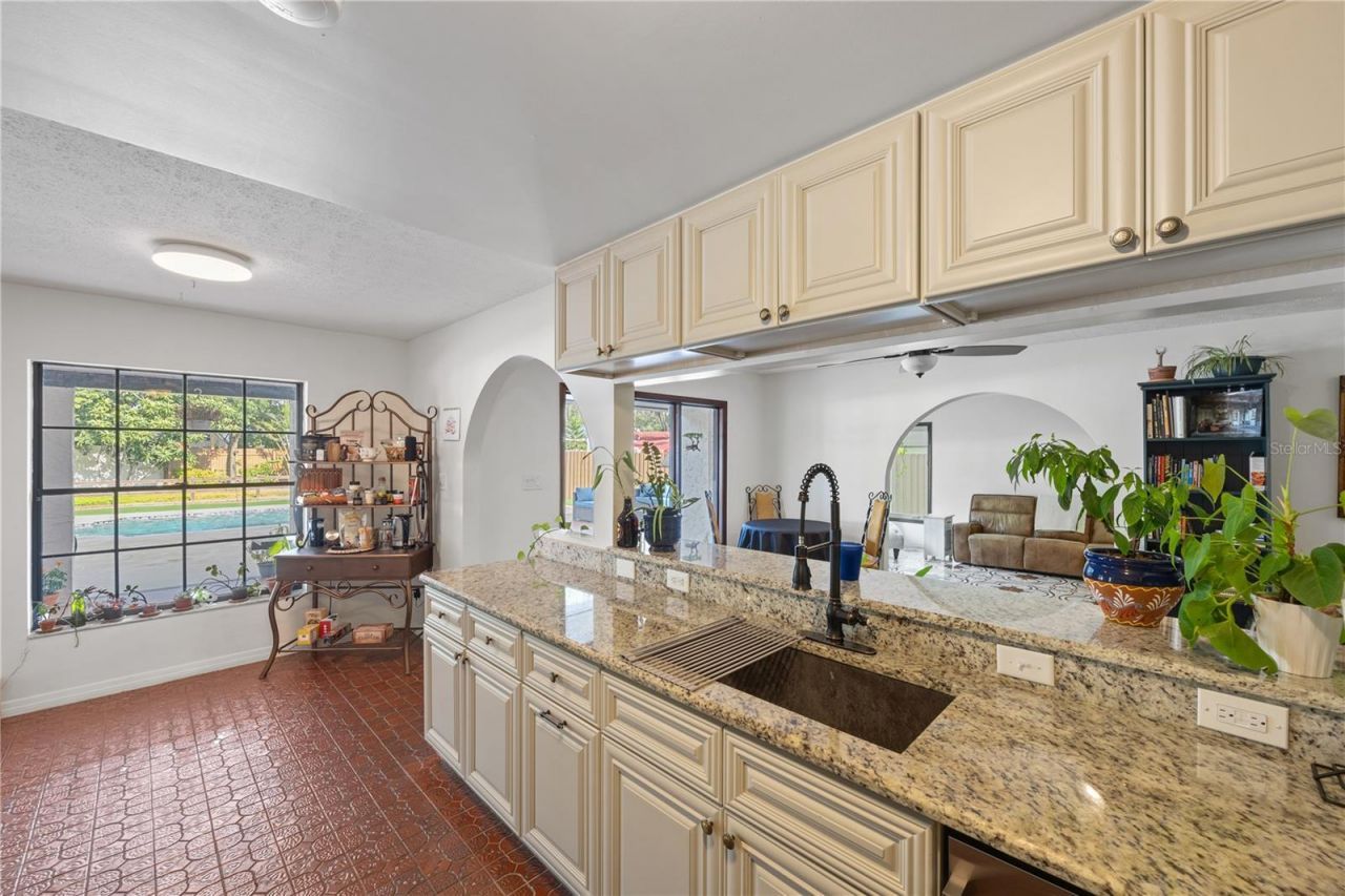 403 Weeburn Road, Temple Terrace, FL 33617 Photo