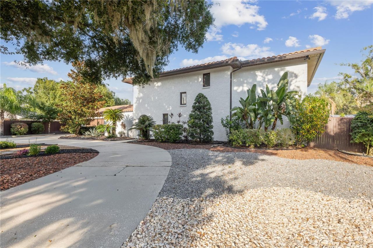 403 Weeburn Road, Temple Terrace, FL 33617 Photo