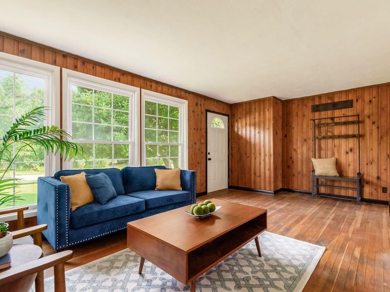 2390 Rainbow Drive NE, Lancaster, OH 43130 Photo 3