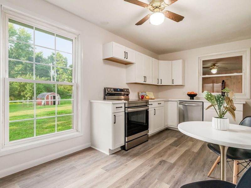 2390 Rainbow Drive NE, Lancaster, OH 43130 Photo 4