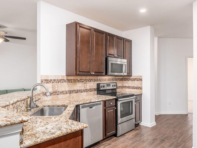 3637 Birkland Circle , Lewis Center, OH 43035 Photo 5
