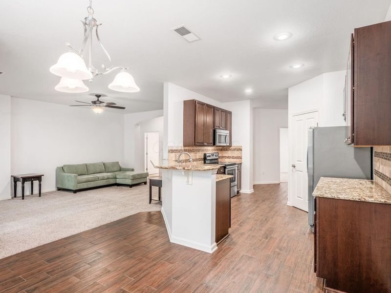 3637 Birkland Circle , Lewis Center, OH 43035 Photo 8