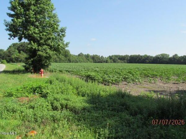 203 E Rockingham Road , Maxton, NC 28364