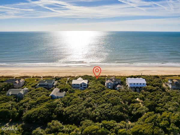 581 Forest Dunes Drive , Pine Knoll Shores, NC 28512
