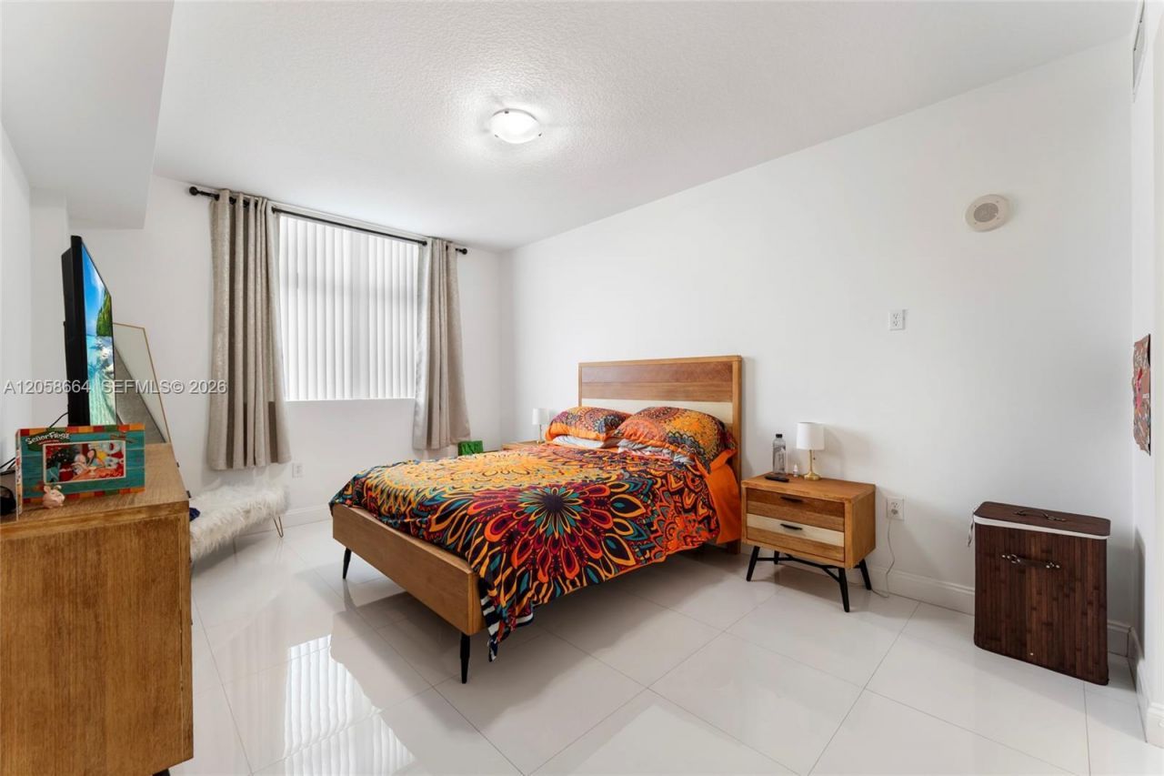 140 S Dixie Hwy , Unit 725, Hollywood, FL 33020 Photo
