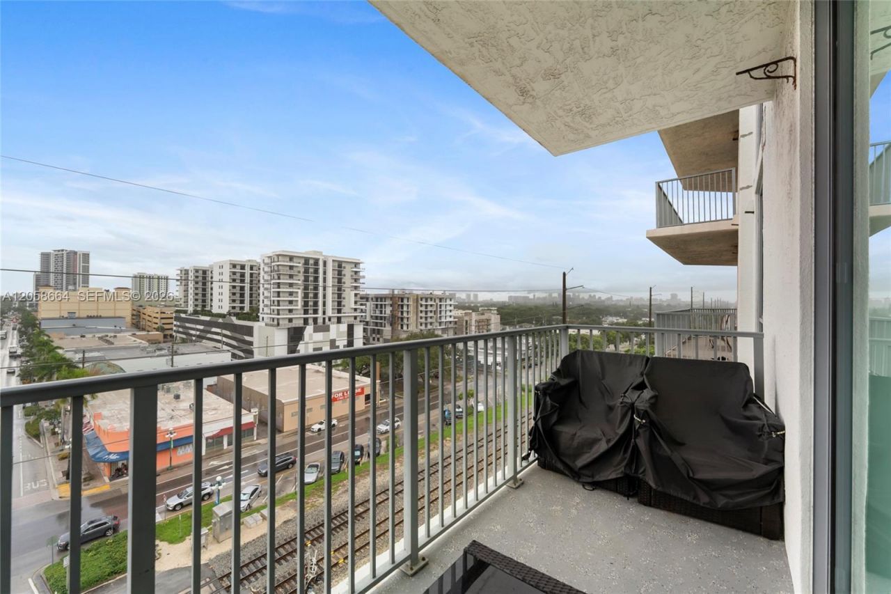 140 S Dixie Hwy , Unit 725, Hollywood, FL 33020 Photo