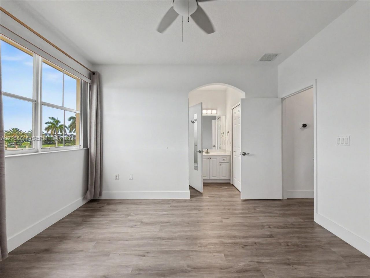 10573 SW 6th St, Unit 1206, Pembroke Pines, FL 33025 Photo