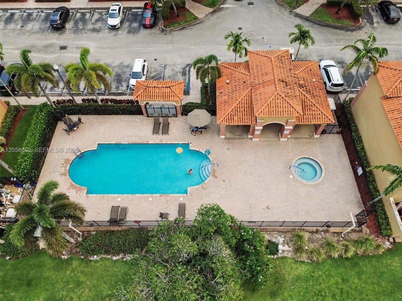 10573 SW 6th St, Unit 1206, Pembroke Pines, FL 33025 Photo