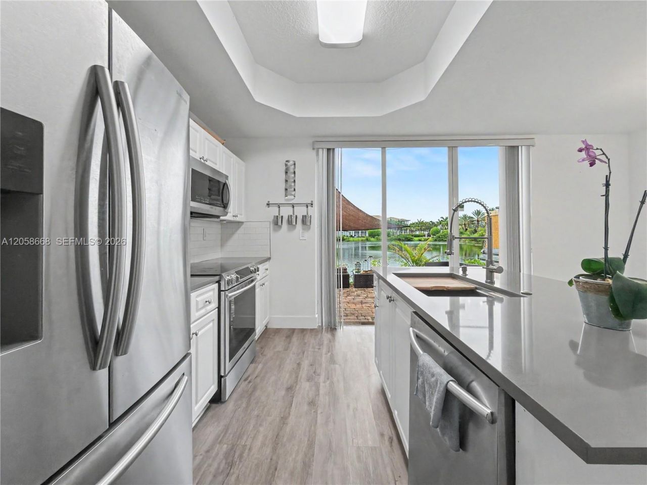 10573 SW 6th St, Unit 1206, Pembroke Pines, FL 33025 Photo