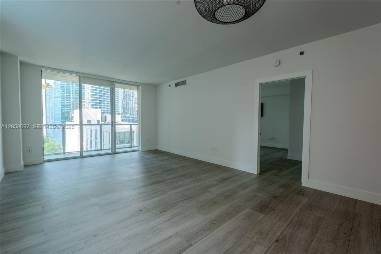 500 Brickell Ave, Unit 1407, Miami, FL 33131 Photo
