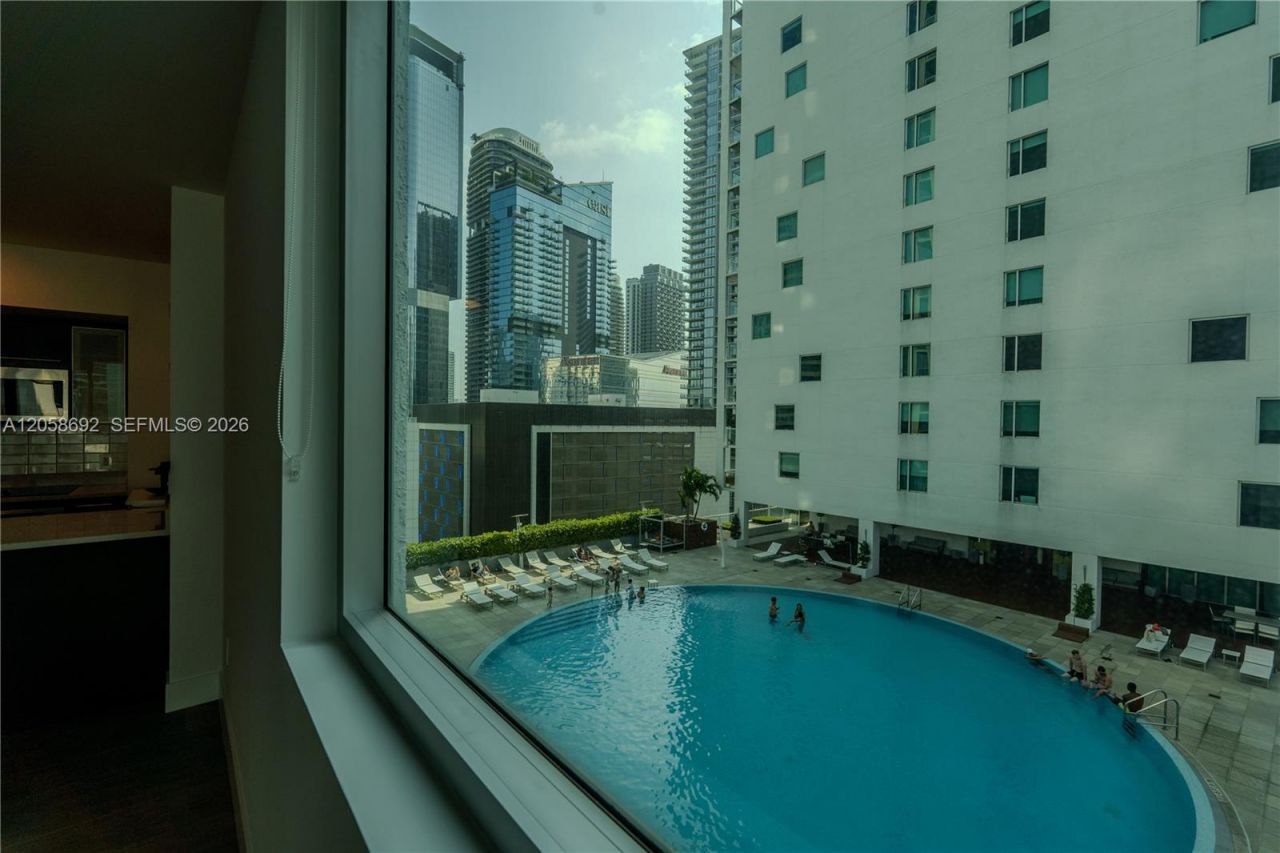 500 Brickell Ave, Unit 1407, Miami, FL 33131 Photo