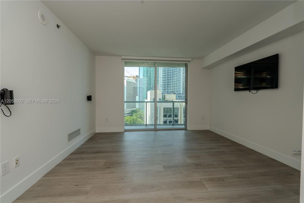 500 Brickell Ave, Unit 1407, Miami, FL 33131 Photo