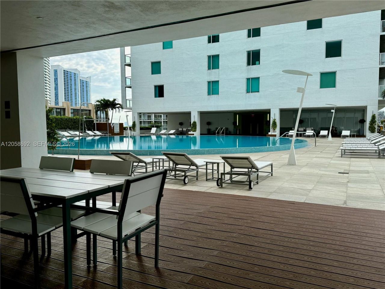 500 Brickell Ave, Unit 1407, Miami, FL 33131 Photo