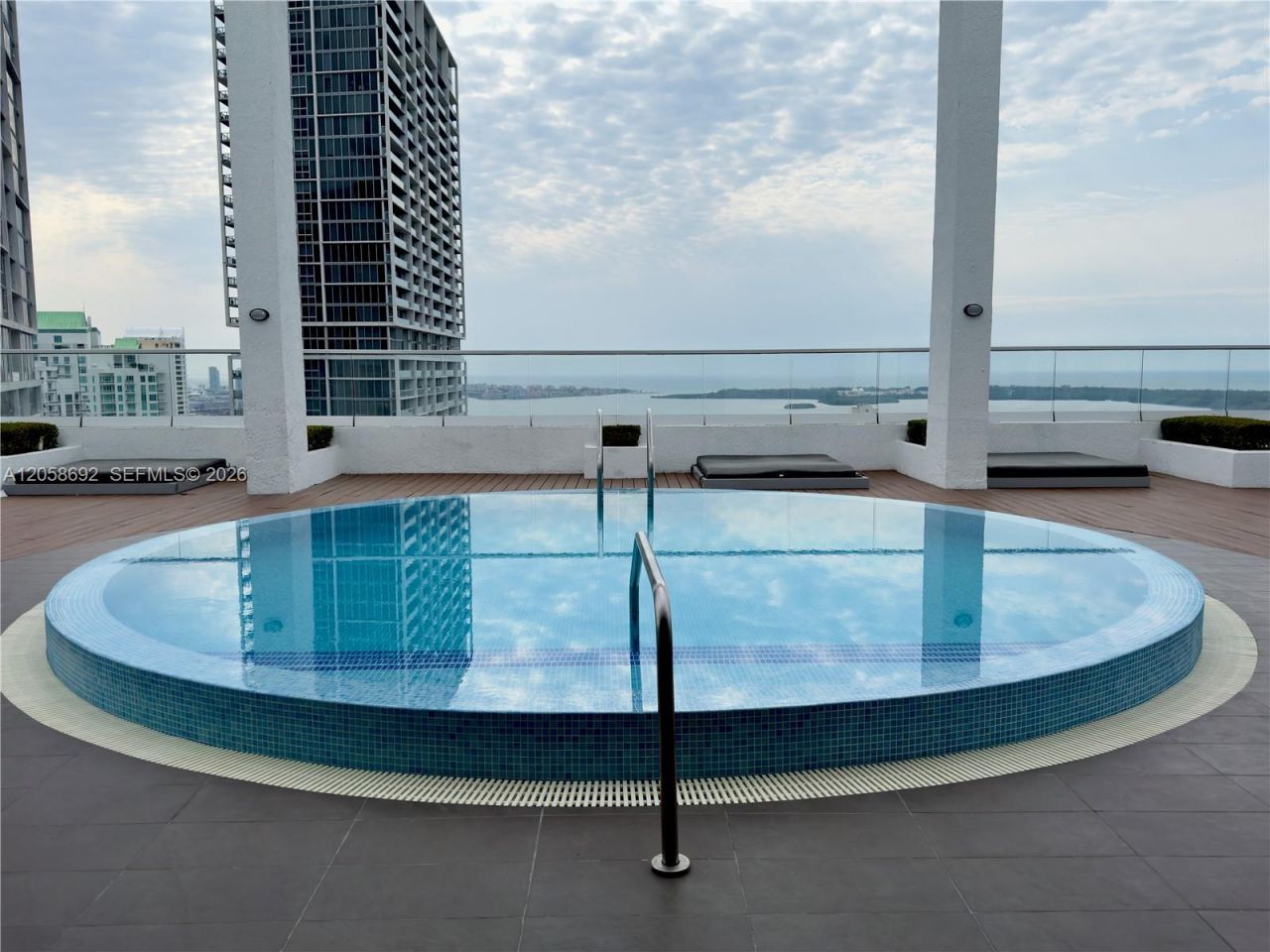 500 Brickell Ave, Unit 1407, Miami, FL 33131 Photo