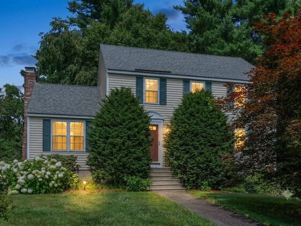 2 Rain Pond Place, Unit 20, Derry, NH 03038