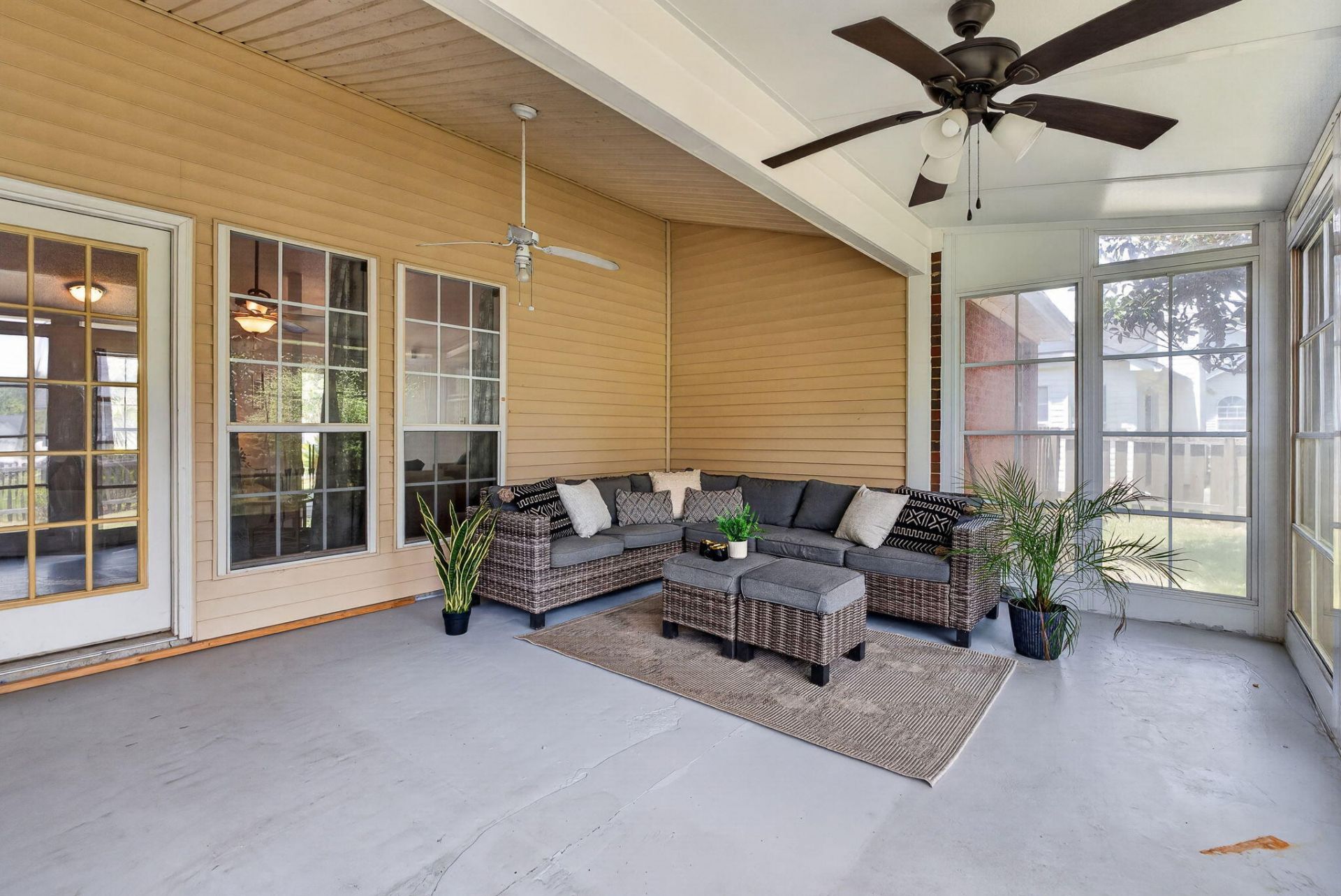 8544 Brookforest Drive Photo 24