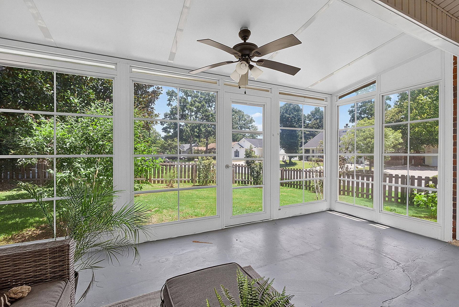 8544 Brookforest Drive Photo 25