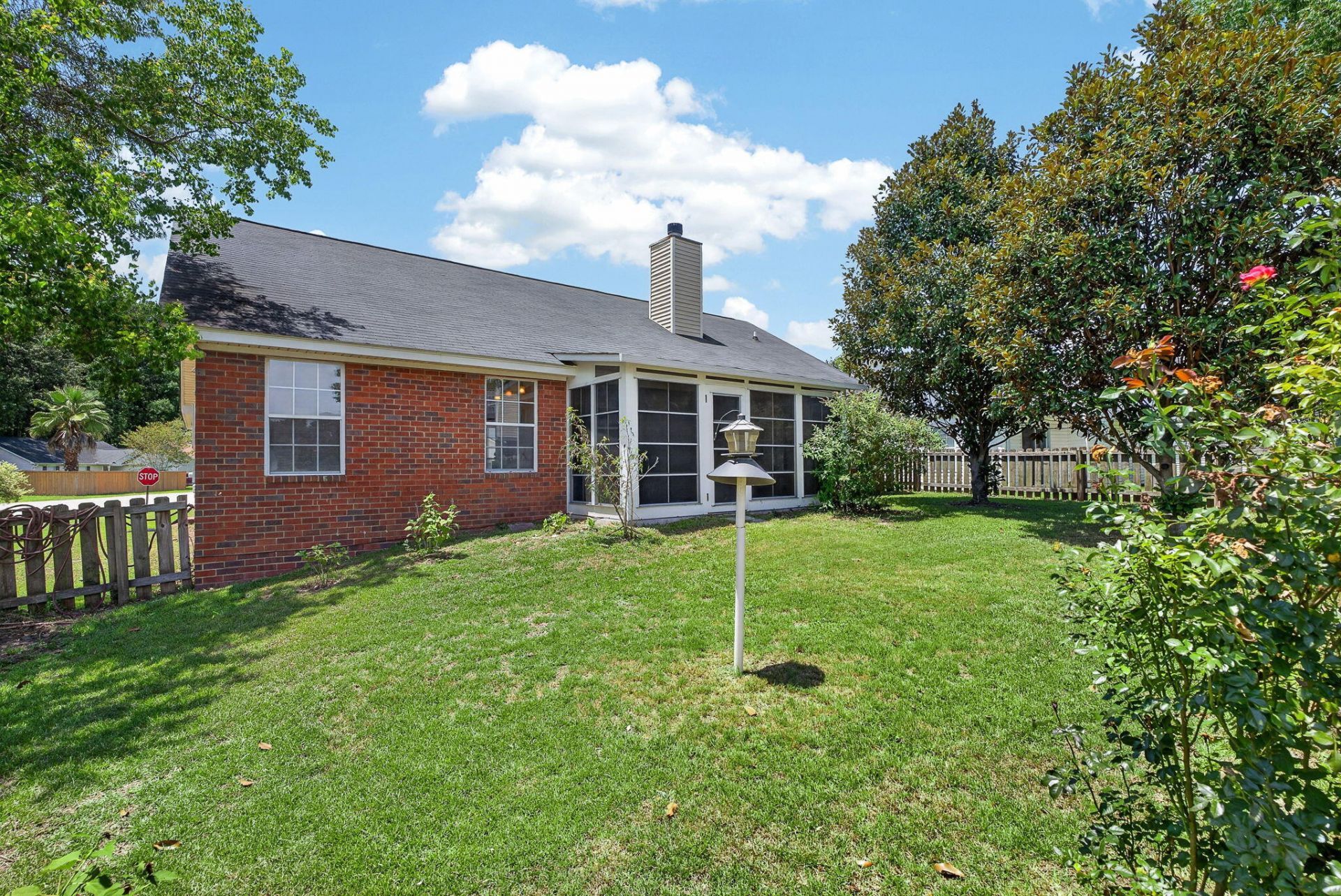 8544 Brookforest Drive Photo 27
