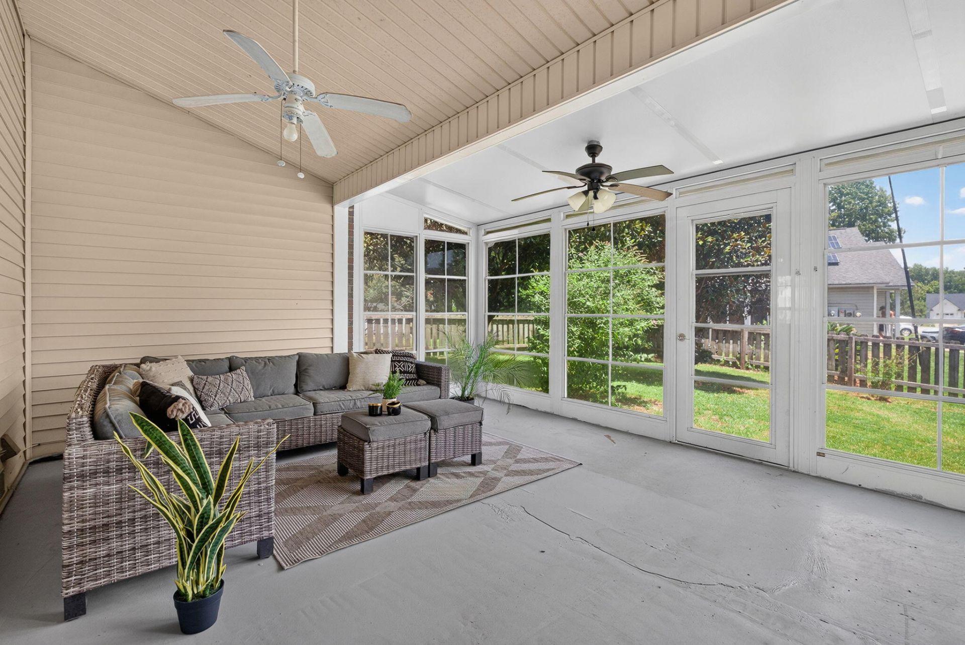 8544 Brookforest Drive Photo 4