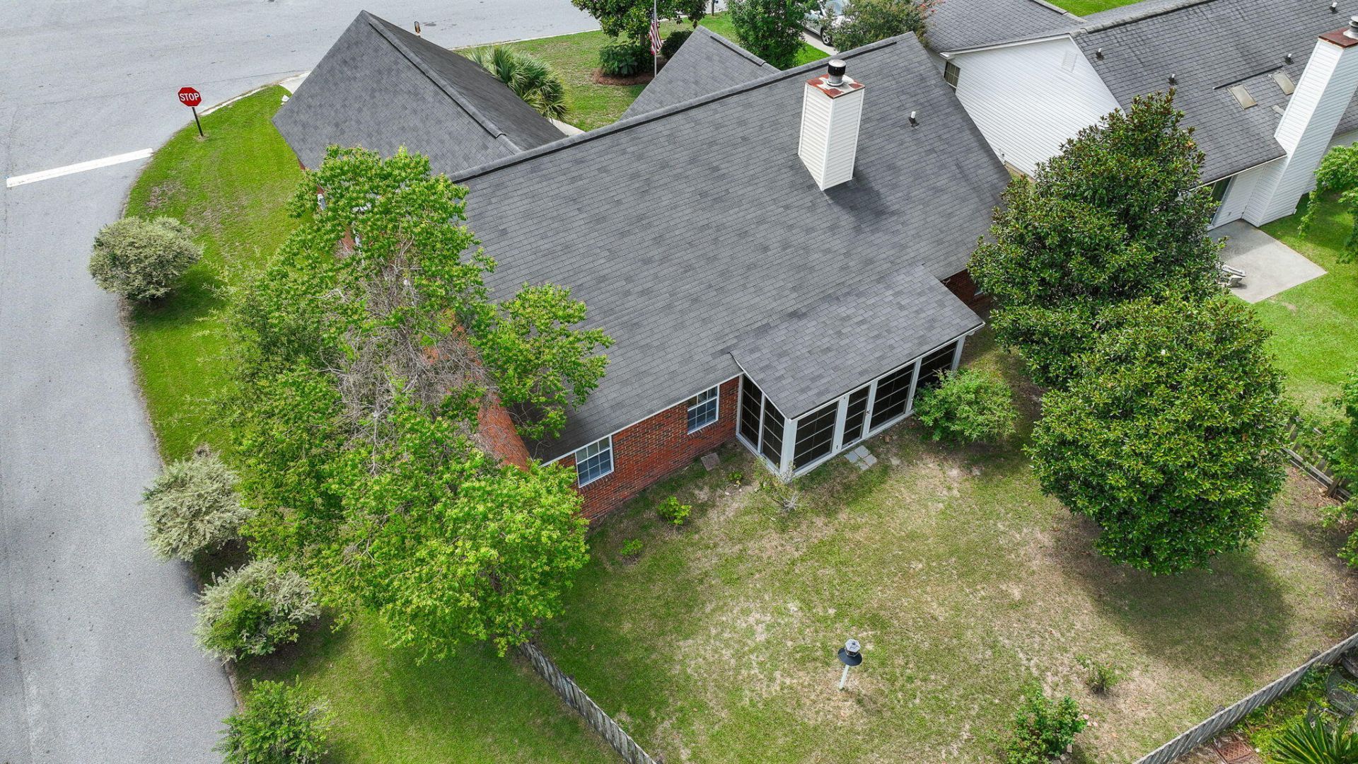 8544 Brookforest Drive Photo 5