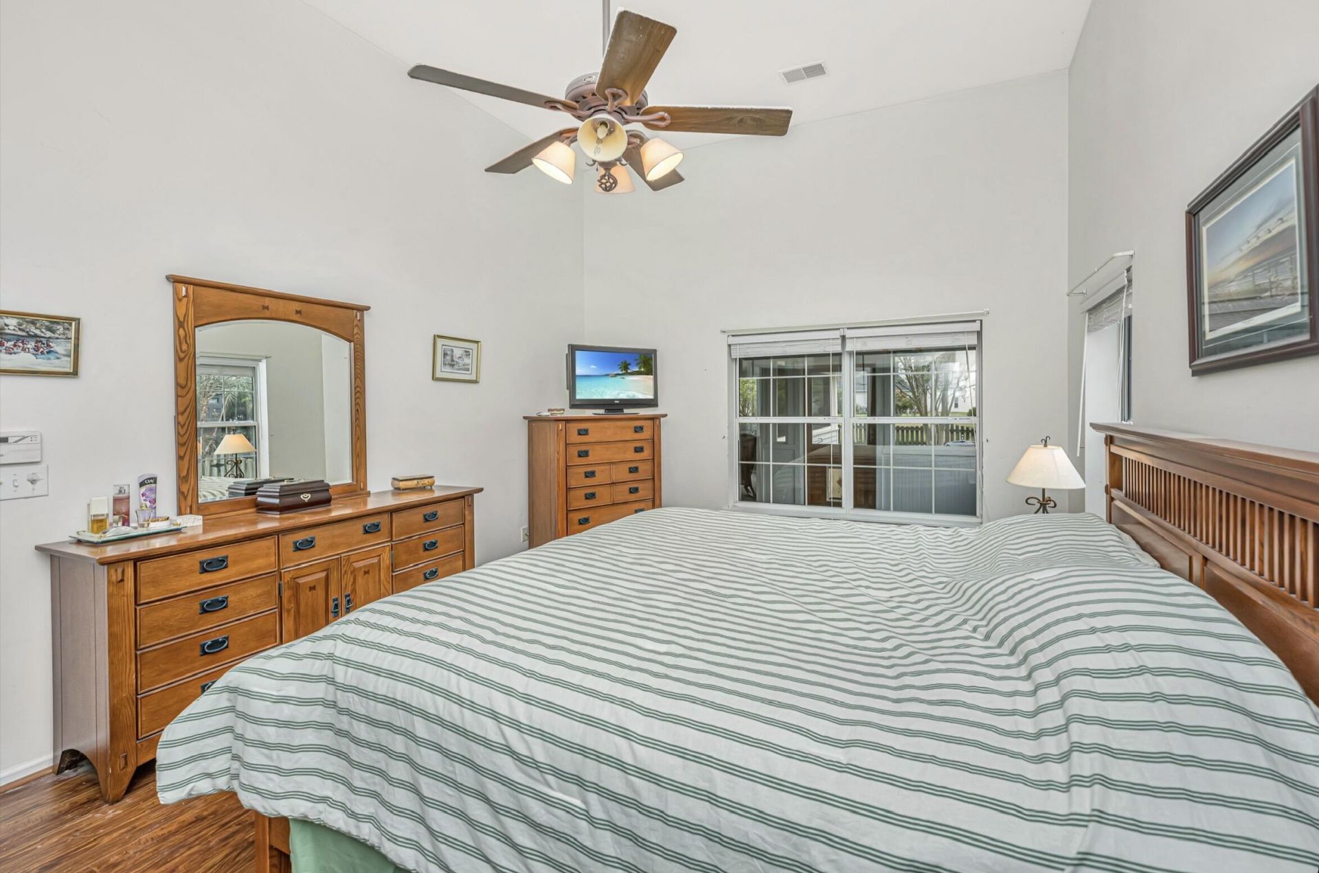 1657 Pin Oak Cut Photo 17